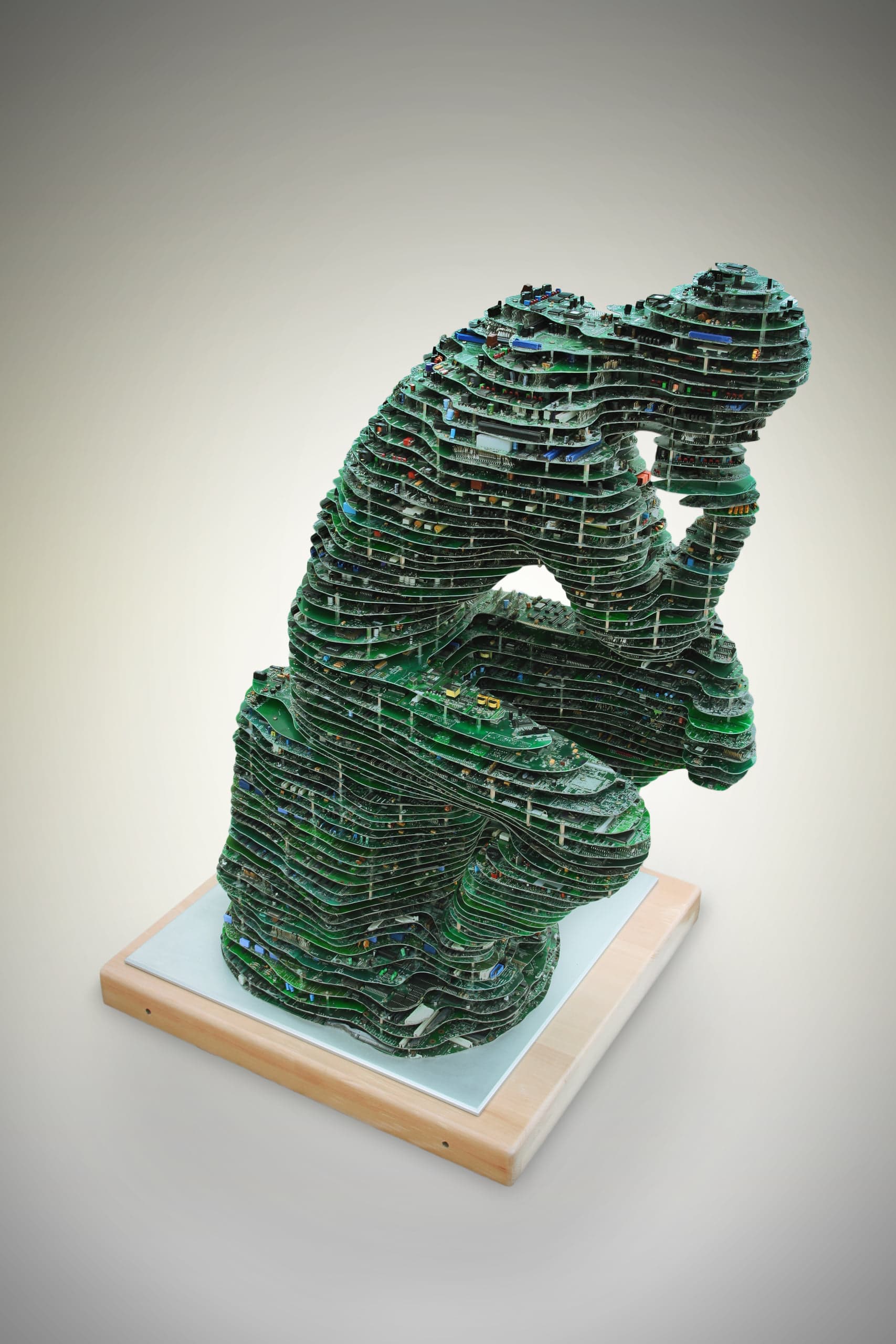 The Thinker 2.0, Recycled computer circuits, W 95 × H 128 × D 75 cm